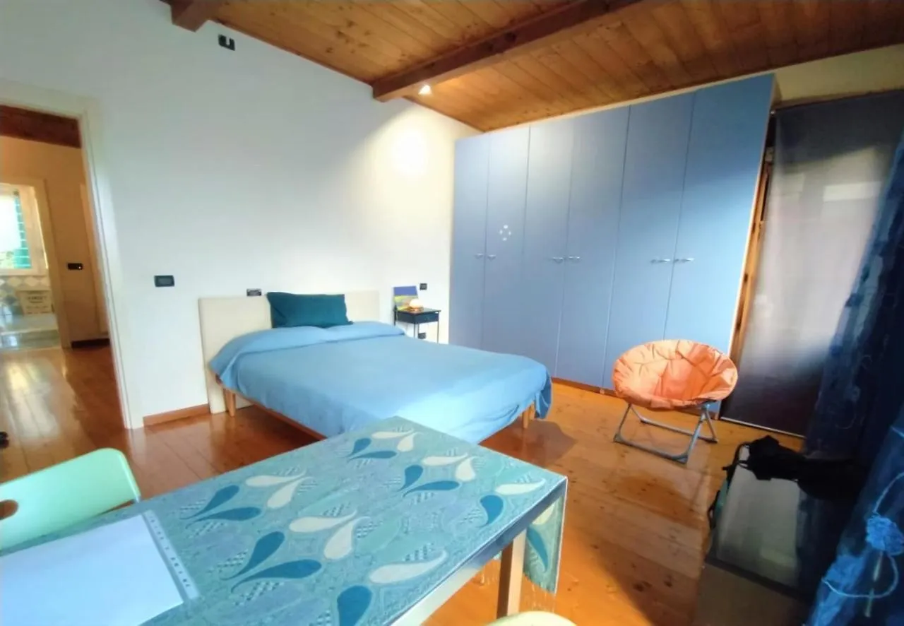 [Verona-PortaVescovo] Graziosa casa con balcone Appartamento