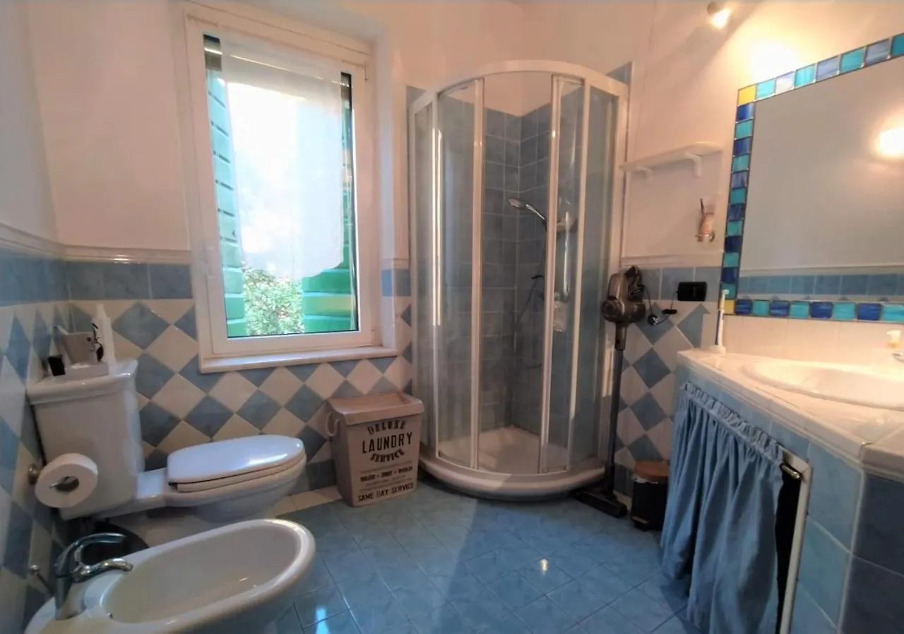 [Verona-PortaVescovo] Graziosa casa con balcone Appartamento  Verona